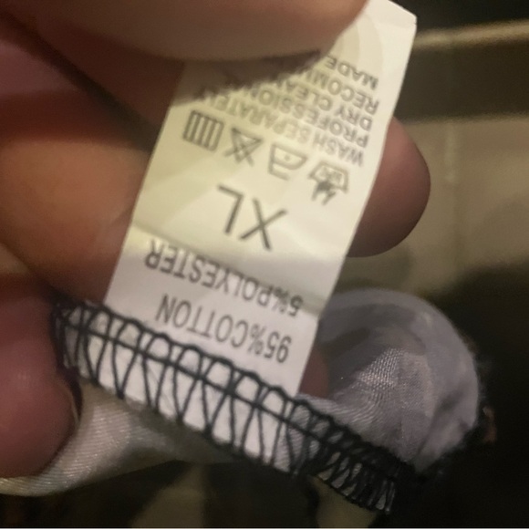 Louis Vuitton LV Designer button down top silk style monogrammed shirt size XL - Picture 15 of 16